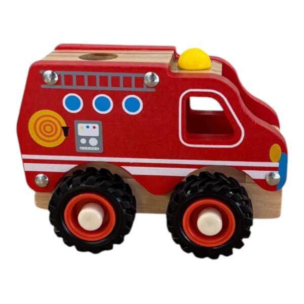camion de pompier en bois
