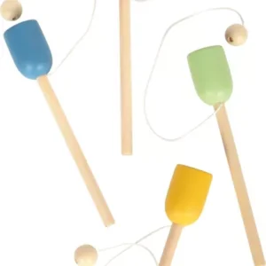 Bilboquet en bois avec coupe colorée bleue verte et jaune pour enfant